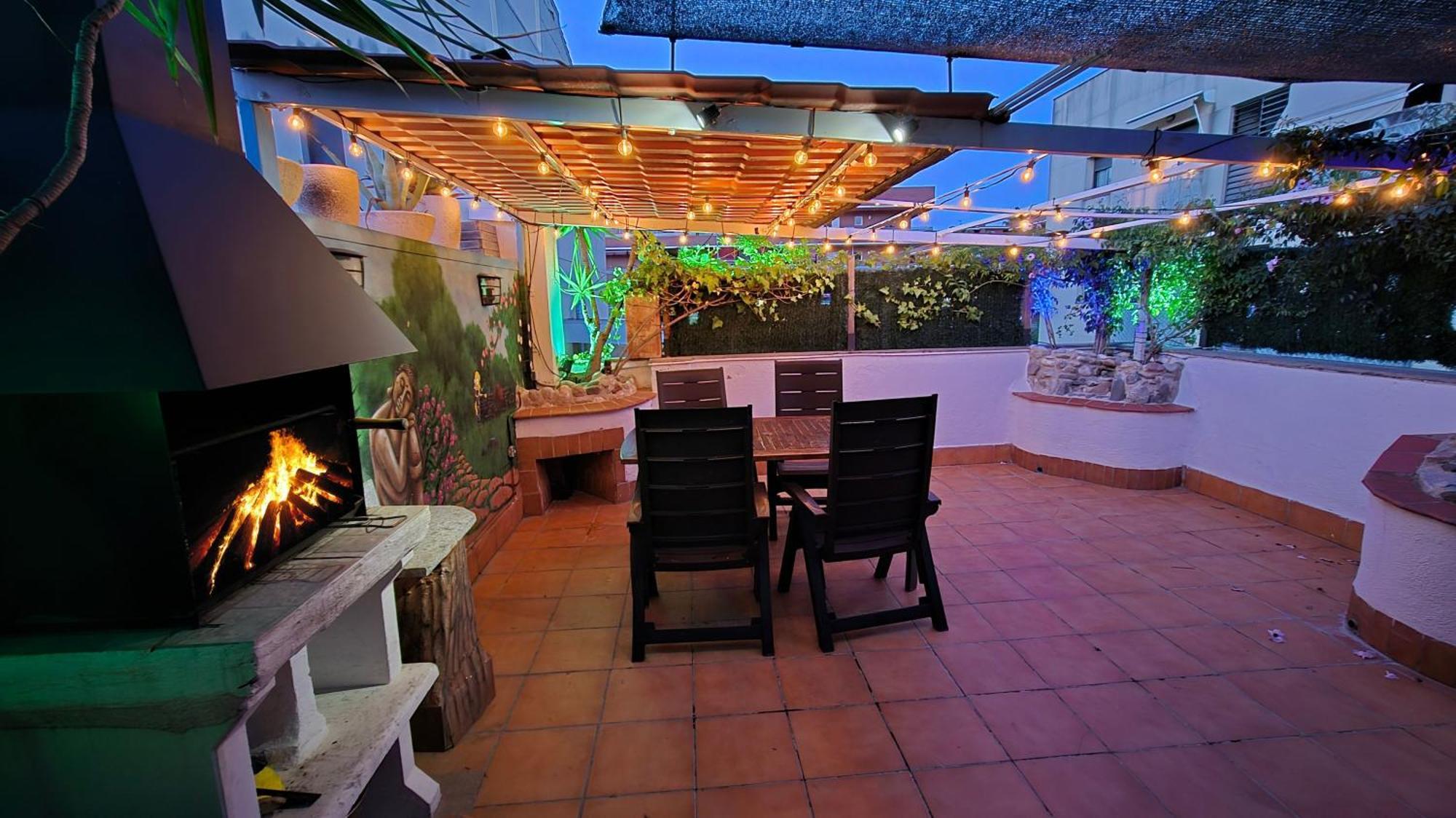 维拉德塞斯Atico Terraza, Airport-Bcn, Puerto-Cruceros公寓式酒店 外观 照片