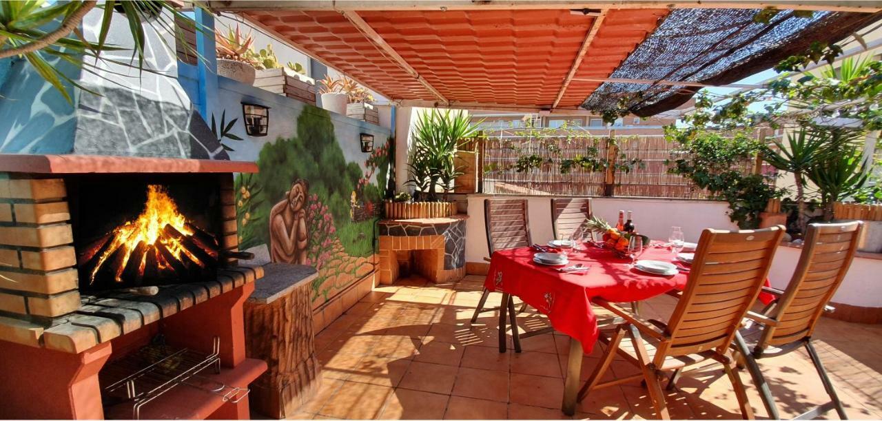 维拉德塞斯Atico Terraza, Airport-Bcn, Puerto-Cruceros公寓式酒店 外观 照片